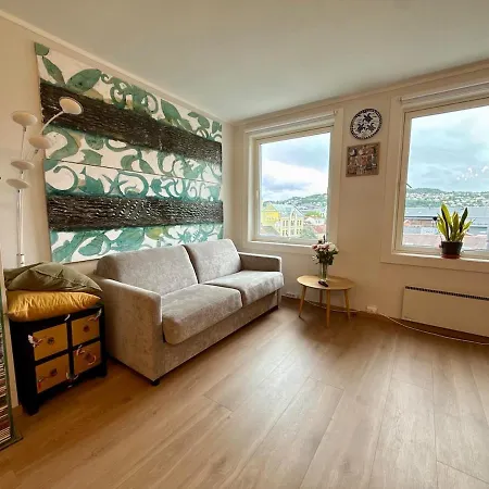 Jupiter Canal View, Cozy Retreat, Location ! * Trondheim
